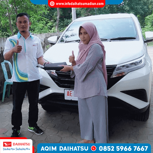 Galeri Serah Terima Mobil Daihatsu MEI 2023 Sales AQIM Di Dealer Daihatsu Madiun (3)