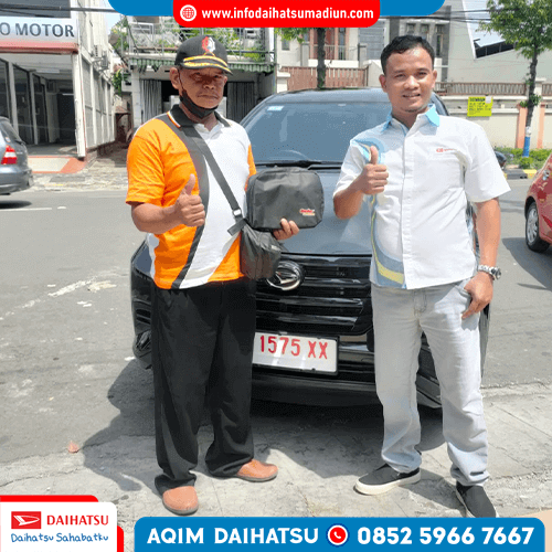 Galeri Serah Terima Mobil Daihatsu Juni 2023 Sales AQIM Di Dealer Daihatsu Madiun (5)